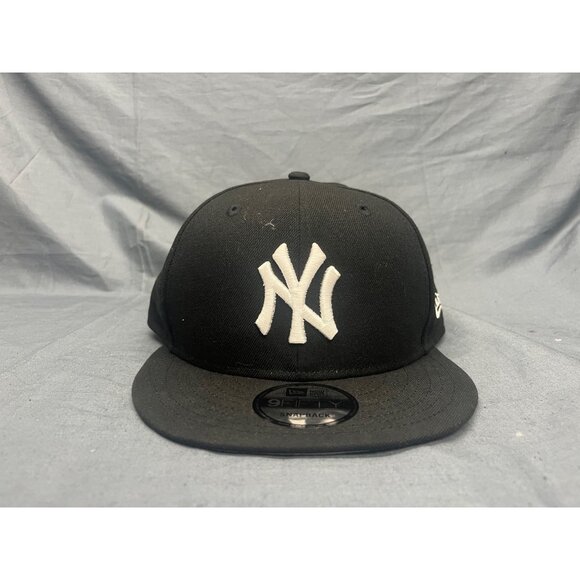 New Era 9Fifty New York Yankees Cap Snapback Black One Size NEW WITH TAGS! - Picture 1 of 7